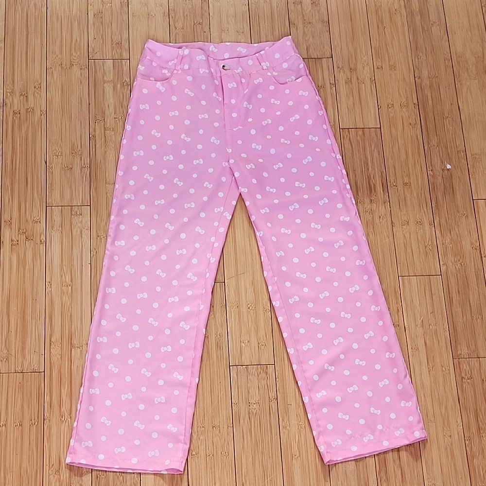 Chic Pink Straight Leg Jeans with White Accents